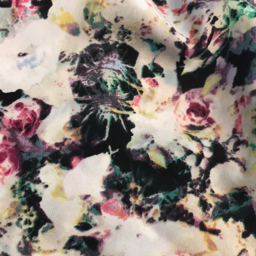 Floral Pajama Shorts - Picture 3 of 3